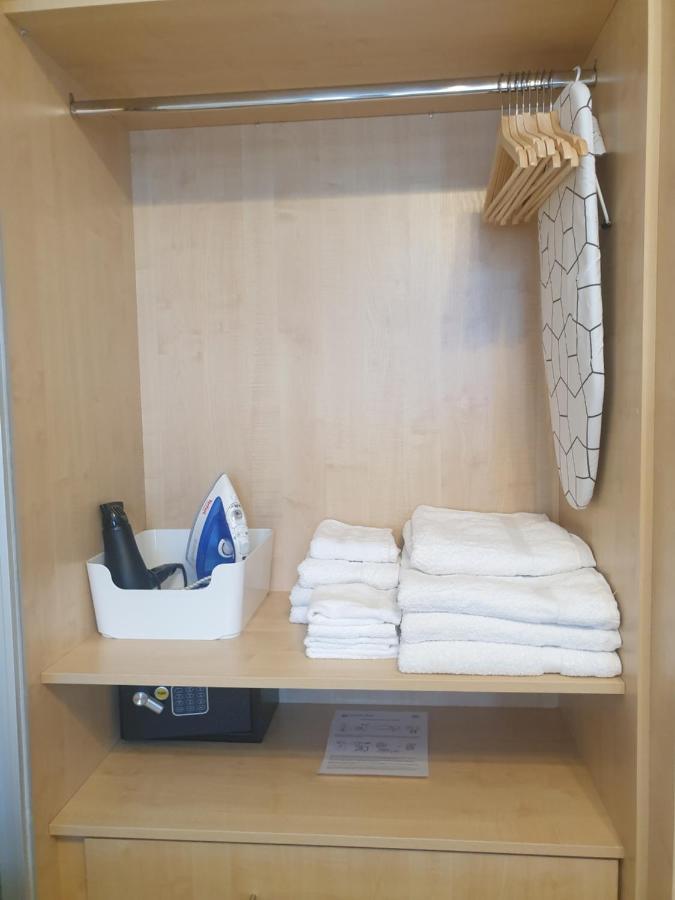 London Luxury Apartments 4 Min Walk From Ilford Station, With Free Parking Free Wifi Exterior foto